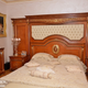 Image for article titled Tour the Opulent, Evacuated McMansions of Ukraine's Fallen Leaders
